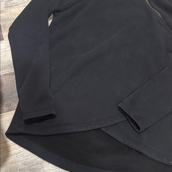 ATHLETA COZY KARMA ASYM PULLOVER HOODIE IN BLACK - Picture 3 of 3